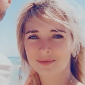 Meet your Posher, Isabelle